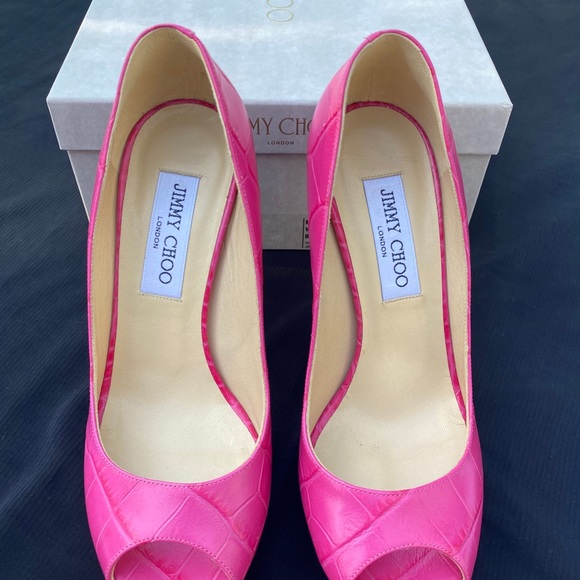 Shoes - Picture 8 of 12